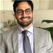 Dou aulas de matérias jurídicas para estudantes e curiosos